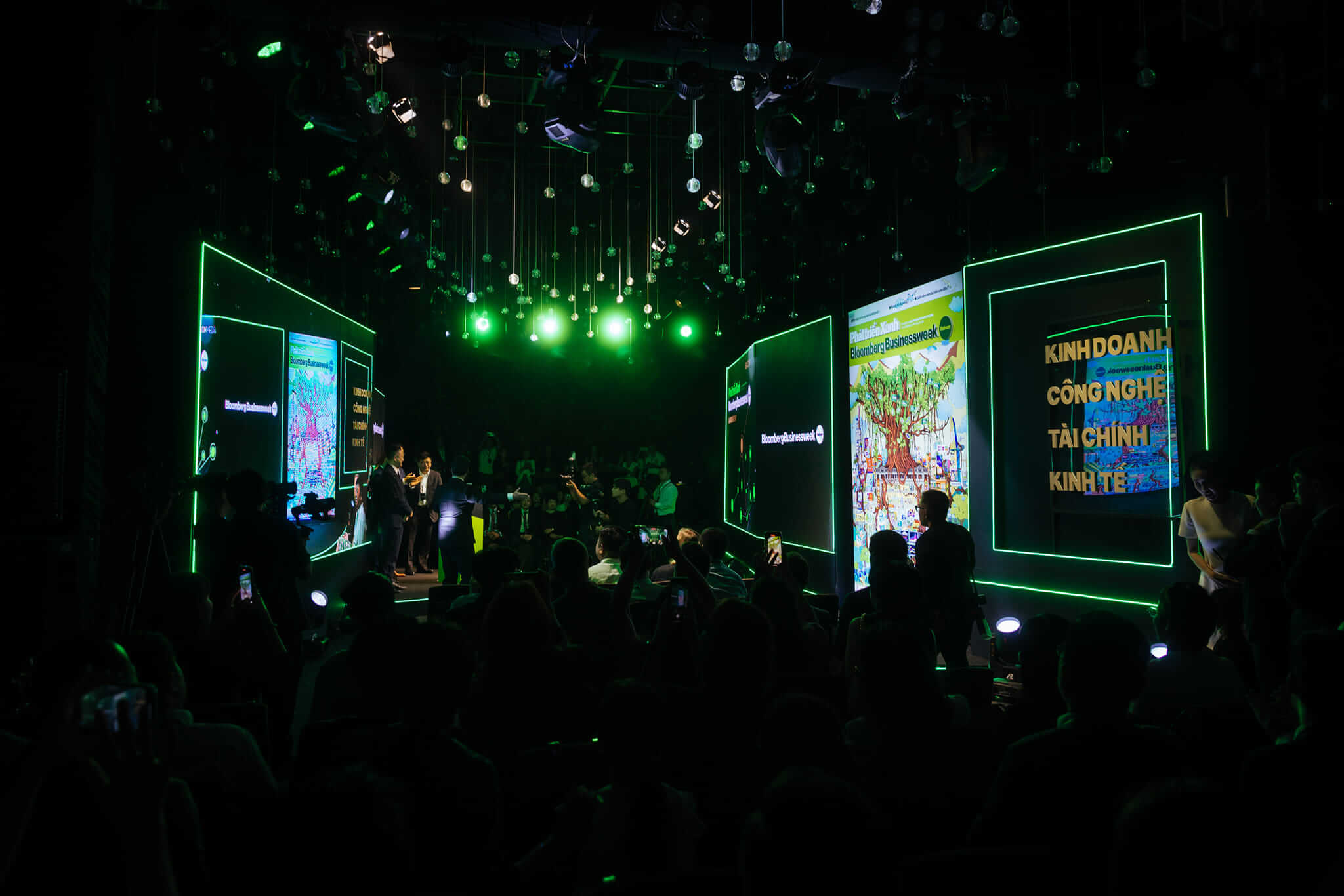 BLOOMBERG | BUSINESSWEEK VIETNAM LAUNCHING