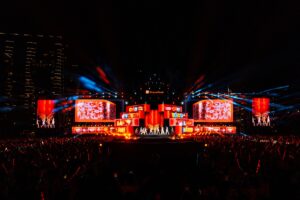 ĐẠI TIỆC VẠN NĂNG